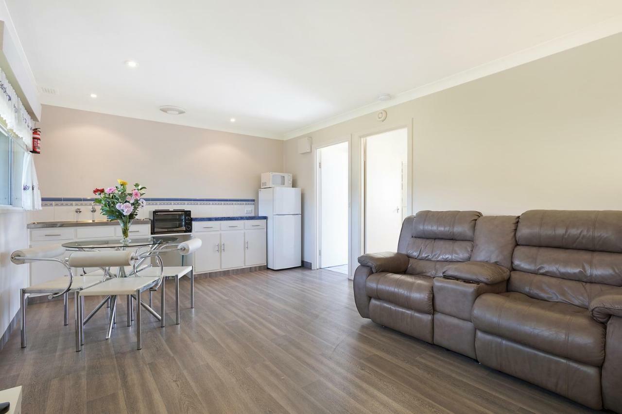 Top of the Lake Holiday Units Pensión Merimbula Exterior foto